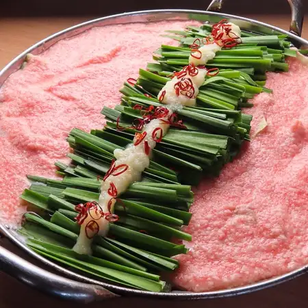[Perfect for year-end and New Year's parties!] Mentaiko and grated yam motsunabe (offal hot pot) x yakitori (grilled skewers) x seared bonito with 2 hours of all-you-can-drink: ¥7000 ⇒ ¥6000 [8 dishes total]