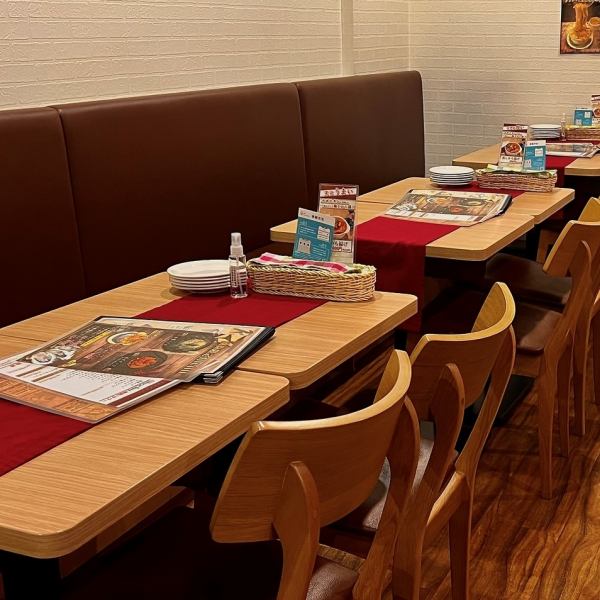 [Table seats] Recommended not only for dining with friends, but also for dates and dinner parties. We also welcome reservations for a wide variety of course meals to suit any occasion!