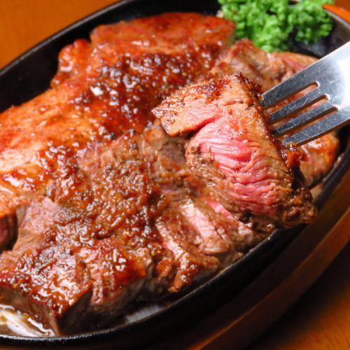 Volume perfect score! Beef steak 350g 1300 yen