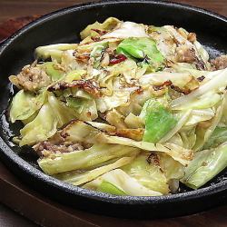 鉄板アンチョビキャベツ