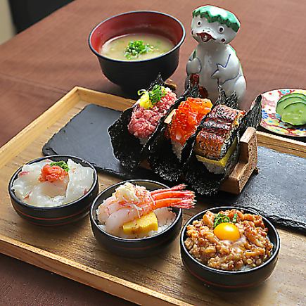 お手軽ランチ★SNSで話題!おちょこ丼 & 手巻き 6種セット