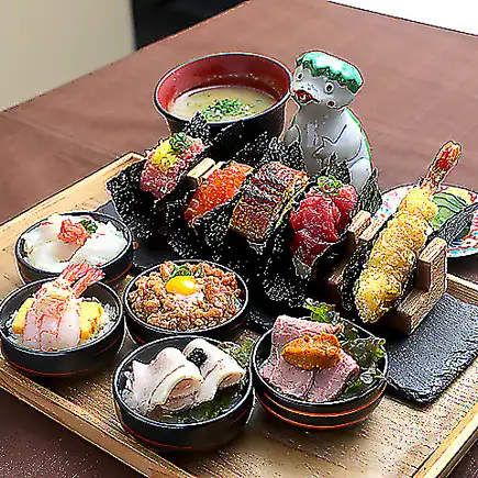 ご褒美ランチ★SNSで話題!おちょこ丼 & 手巻き 10種セット