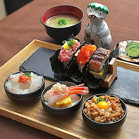 【仅限午餐★轻松午餐】社交媒体热销!小份米饭+6种手工寿司套餐