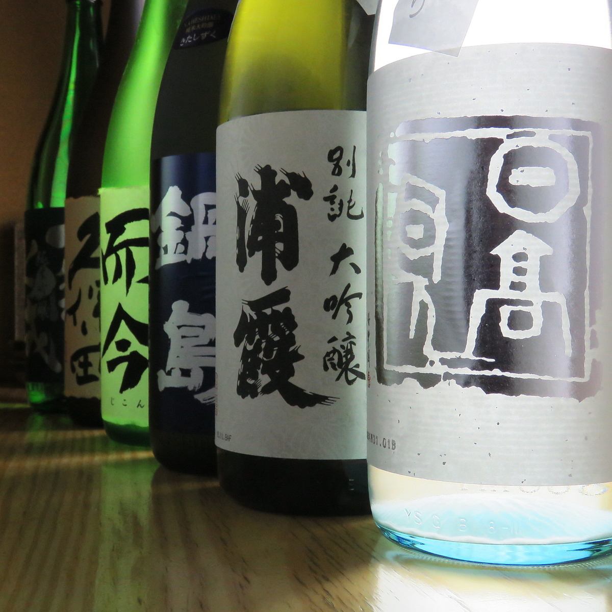 Many stocks of authentic Japanese distilled spirits / local sake etc. are available!