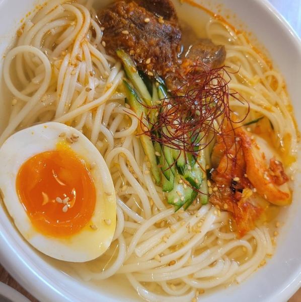 半田そうめんを使用した韓国風冷麺