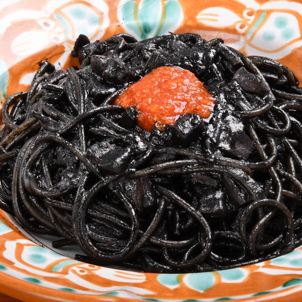 Spaghetti with squid ink eaten in Venice ☆