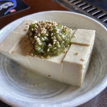 Chopped wasabi cold tofu
