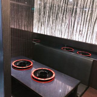 お席 火鍋 麻辣湯 屯舎