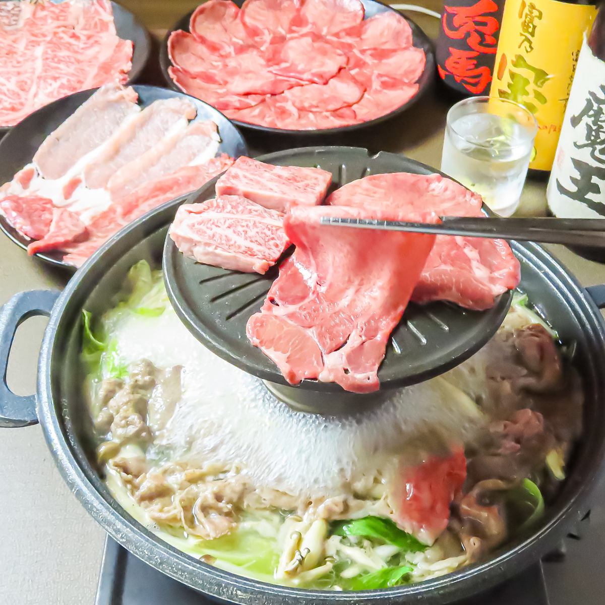 家族でテーブルを囲んで楽しむ焼肉、しゃぶしゃぶ居酒屋！