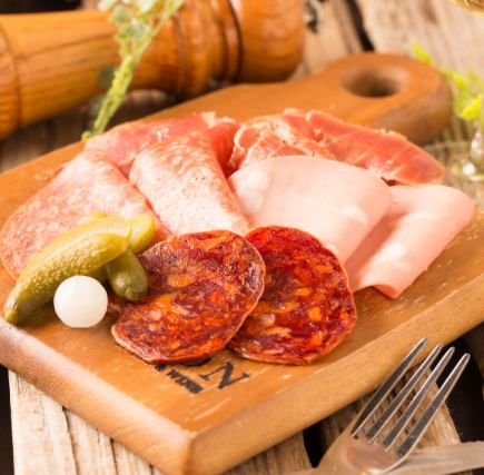 【2025Xmasディナー】お料理のみ牛ほほ肉クリーム煮、魚介と鴨コンフィパエリア等全７品　￥6500