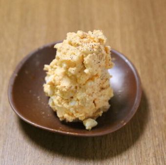 サンの卵たっぷりポテサラ