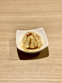黒蜜きな粉と胡桃のバニラアイス