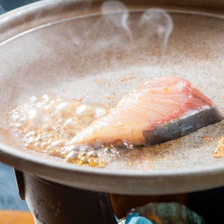 鳴門屋の海鮮は鮮度抜群！大人気の「魚の焼肉」もおすすめ♪