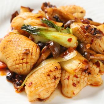 Stir-fried squid and green vegetables