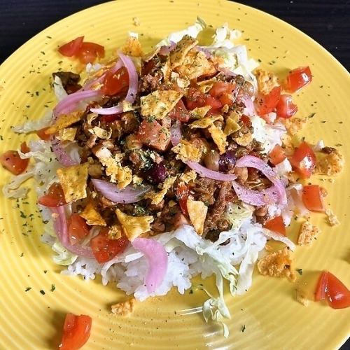 【ハンバーガーだけじゃない！？】タコライス