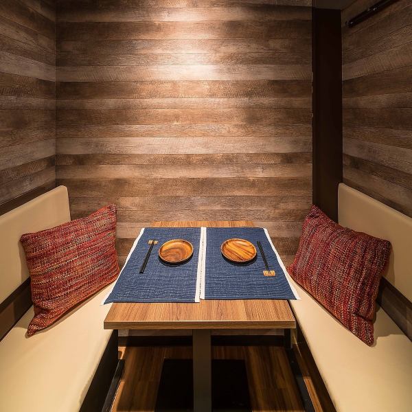 【NEW OPEN×駅チカでアクセス抜群◎】雰囲気抜群のオシャレ夜景個室もご用意している【星の庭】は2名～ご利用いただけるお席をご用意◆落ち着きのある個室空間にリピート間違い無し！厳選素材のみをふんだんに使用した本格食べ飲み放題の専門店ならではのクオリティで早くも大盛況◎