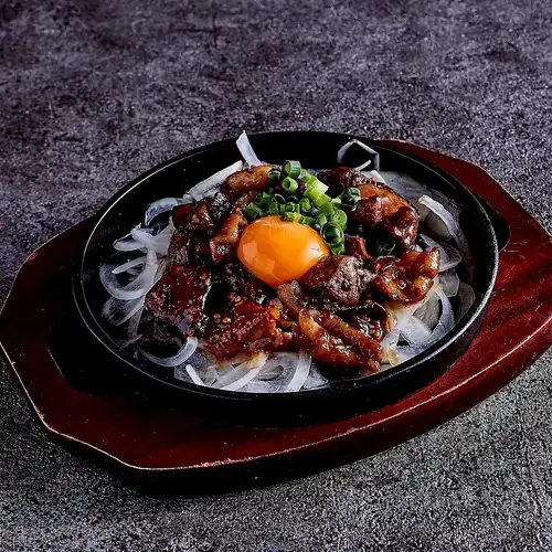 鶏ホルモン焼き