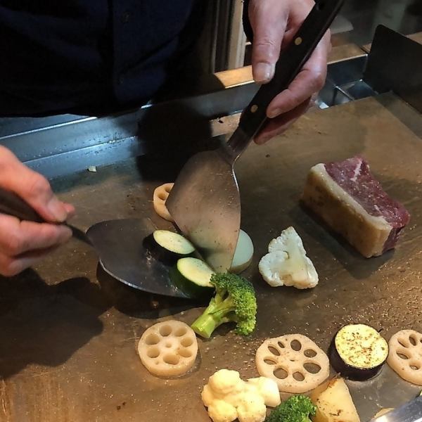 お客様の目の前で焼きます！