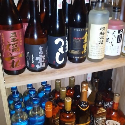 蒸留酒にもこだわりを、竹鶴、岩井、花の舞もあります。