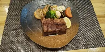 Ashitaka beef sirloin steak 100g set meal