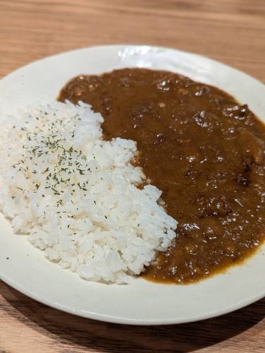 酒粕入り　牛すじカレー
