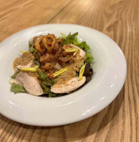 自家製鶏ハムの胡麻ドレサラダ