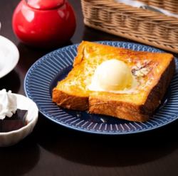 丹麥吐司下午茶(飲料價格 + 270 日圓(含稅))