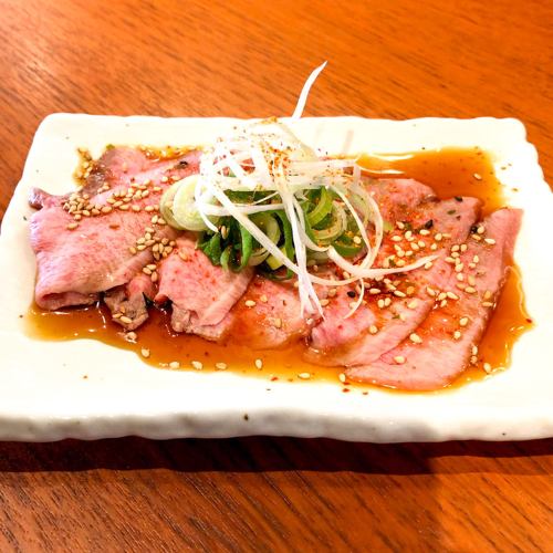 Beef lean meat sashimi