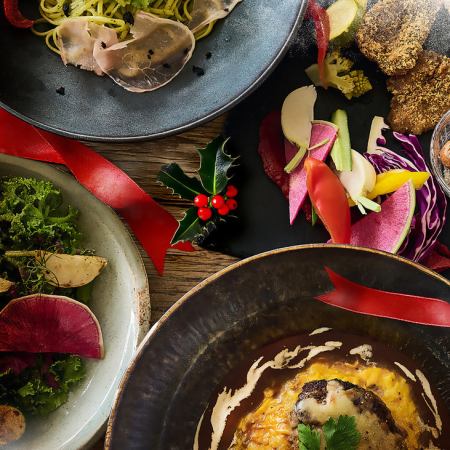 Christmas Dinner Course (with sparkling wine toast)