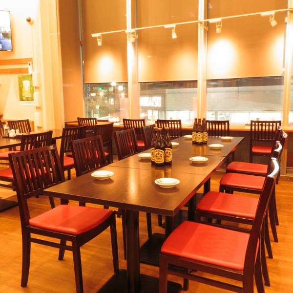 The restaurant mainly has table seats for 4 to 8 people.In addition to lunchtime use, we also offer courses with all-you-can-drink, making it ideal for drinking parties and company banquets.