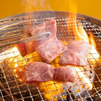 贅沢和牛焼肉7種とタン食べ比べとホルモン5種『嬉野Bコース』全22品6600円(税込)