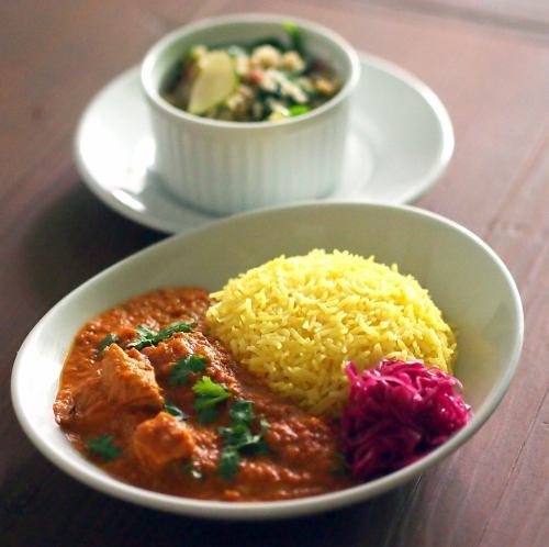 本日のイギリスカレー&サラダ Today’s British Curry with Salad