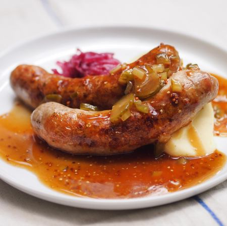イングリッシュソーセージとマッシュポテト ガーキングレイビーソース添え