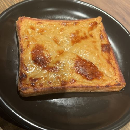 ウェルシュラビット(濃厚チーズトースト)