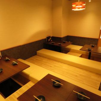 Digging seats are available for 3 people x 1 table / 4 people x 3 tables! It is very popular because the feet do not get tired ♪ Recommended for corporate banquets and girls' societies at Tenmonkan ♪