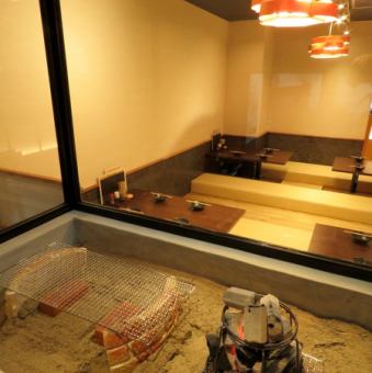 The tatami room with a sunken kotatsu can accommodate up to 15 people in two rows♪ Recommended for parties at Tenmonkan♪