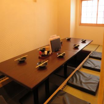 Completely private rooms available.Recommended for entertaining guests at the Astronomical Museum and celebrating birthdays, anniversaries, and other occasions.It's a sunken kotatsu, so your feet won't get tired♪