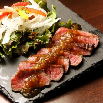 黒毛和牛の炭火ローストビーフ
