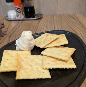 いぶりがっこクリームチーズ