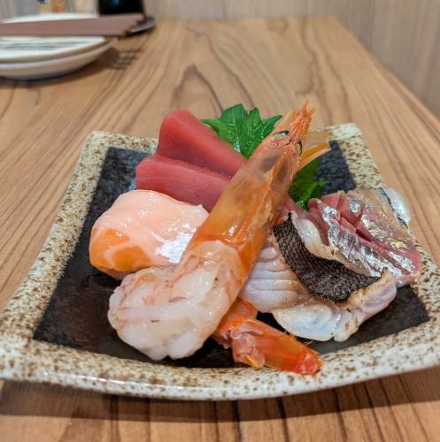 お造り盛り合わせ