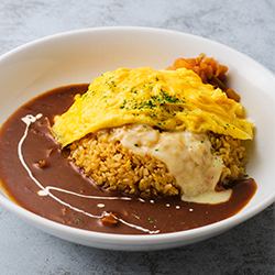 European style curry cheese in omelette rice