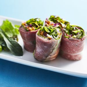 Roast beef spring rolls/salmon spring rolls