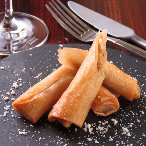 もち明太子の揚げ春巻き