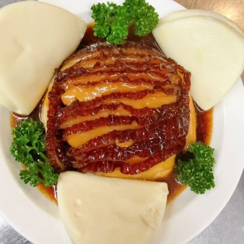 Steamed seasoned pork belly and plum greens