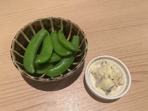 Boiled snap peas in salt (anchovy mayonnaise)