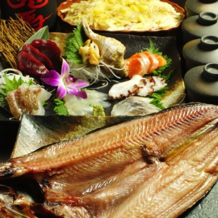 宴会方案：罗臼青花鱼和低温熟肉套餐附无限畅饮券：5,500日元→4,500日元
