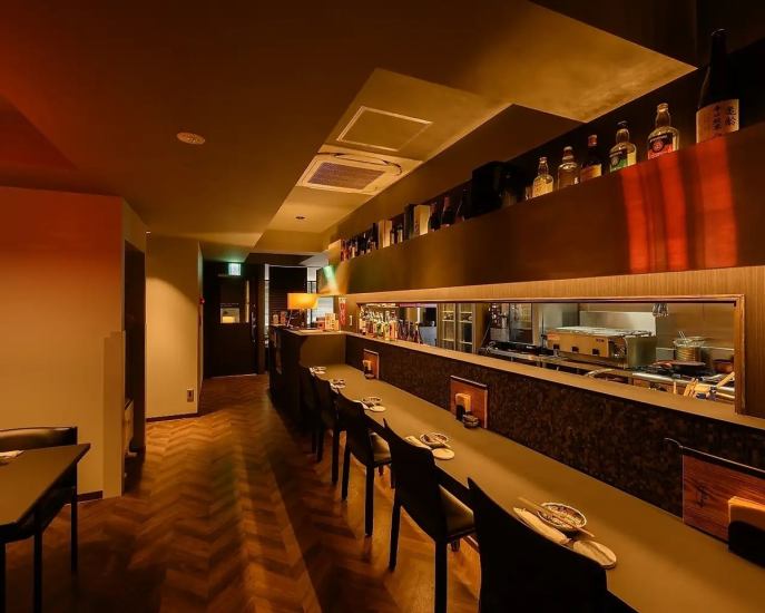 美しい夜景が自慢の大人が集う隠れ家風モダン居酒屋で特別なひとときをお過ごし下さい