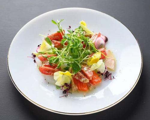 こだわりの素材を使用した自慢の料理