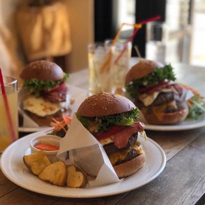 ランチタイムもやってます