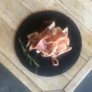 イタリア産生ハム